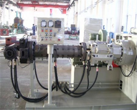 Pin-Barrel Cold-Feed Extruder